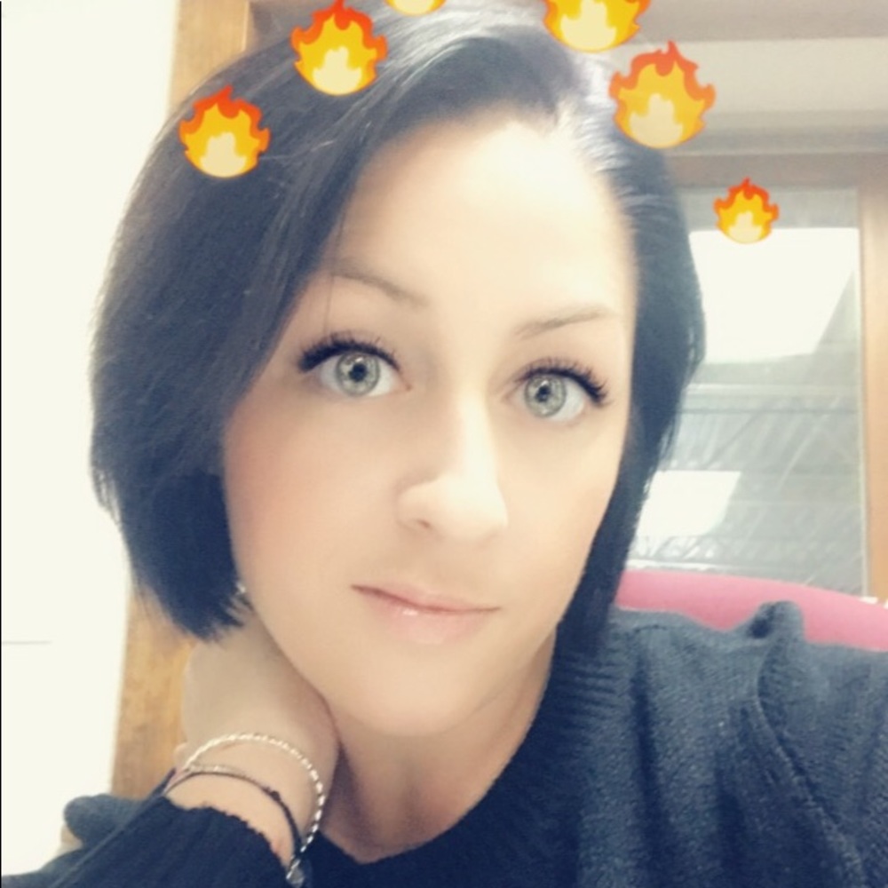 Meet your Posher, Raeonah